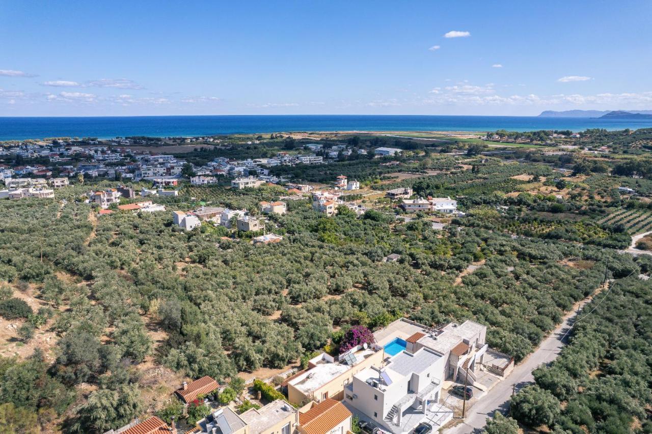 Greek Sky - New Modern Apartment With Shared Pool Tavronitis Dış mekan fotoğraf