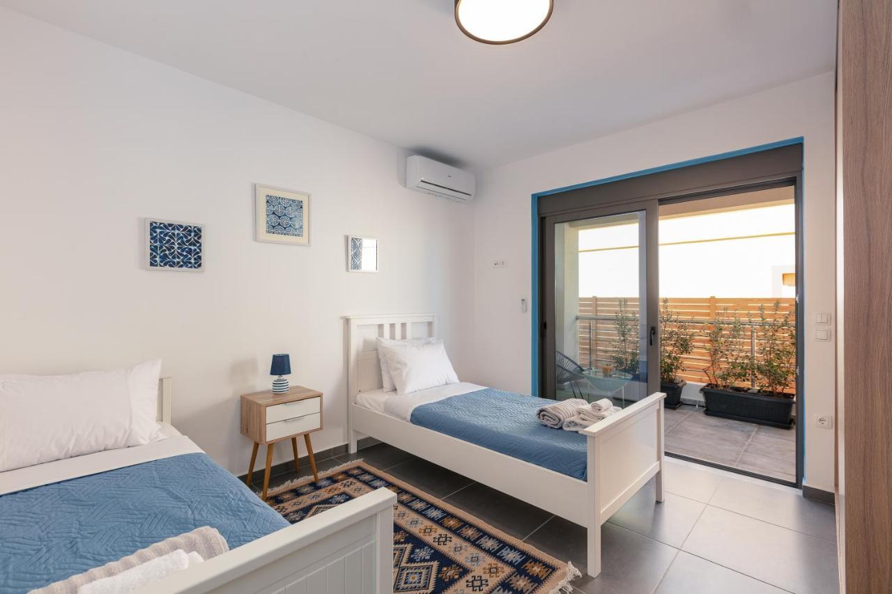 Greek Sky - New Modern Apartment With Shared Pool Tavronitis Dış mekan fotoğraf