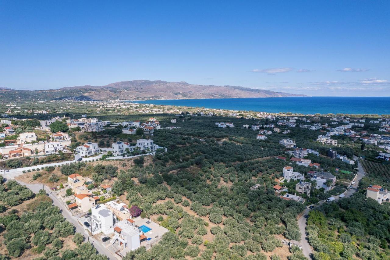 Greek Sky - New Modern Apartment With Shared Pool Tavronitis Dış mekan fotoğraf