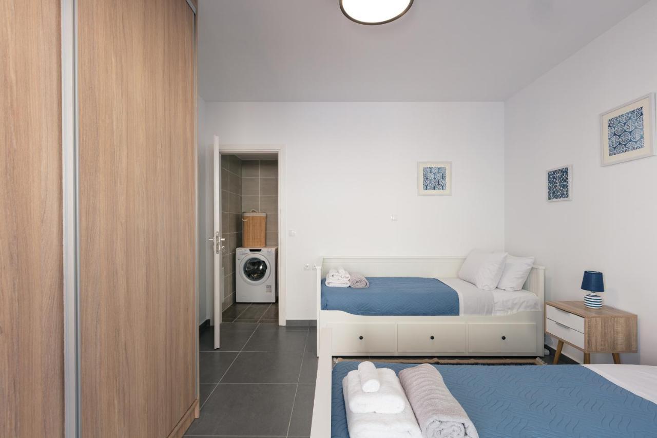Greek Sky - New Modern Apartment With Shared Pool Tavronitis Dış mekan fotoğraf